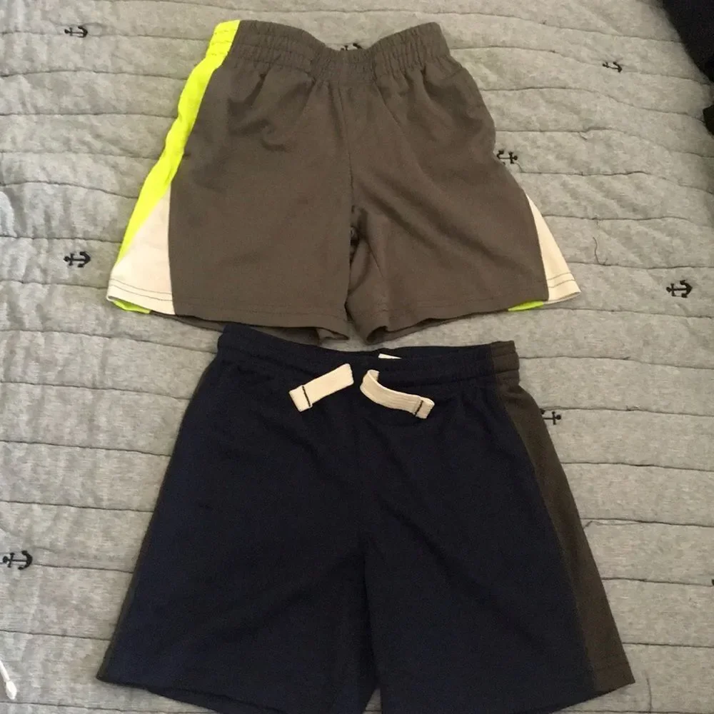 2 pairs mesh shorts